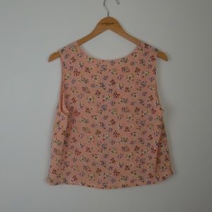 Floral Button Back Crop Tank